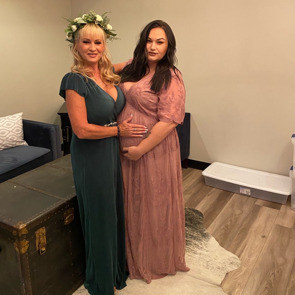 Lace maternity gown